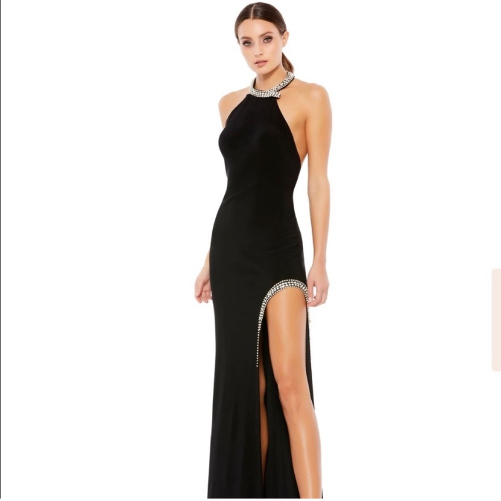 NWOT MAC DUGGAL IEENA | High Slit Halter Gown W/ Rhinestone Accents 8